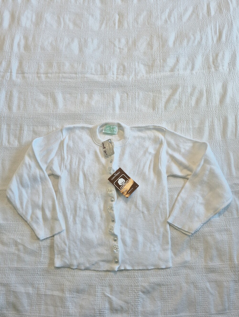 Jusius Berger girls small white Vintage cardigan white ribbon accent button NWT